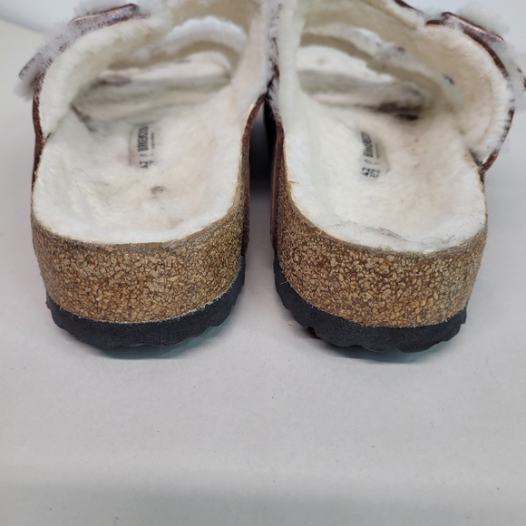Birkenstock Size 11 Arizona Shearling Two Strap Sandals Sherpa Lined - Picture 6 of 7